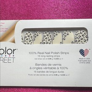 Color street - spot on - sealed.
